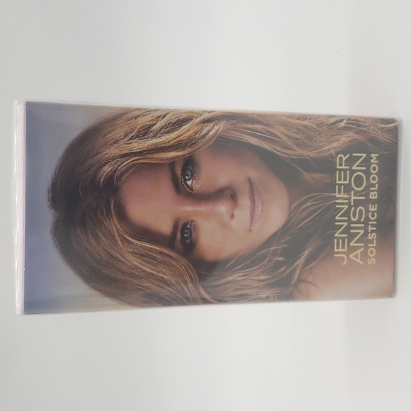 1464- Jennifer Aniston Women's Made In USA NWT - Picture 1 of 4